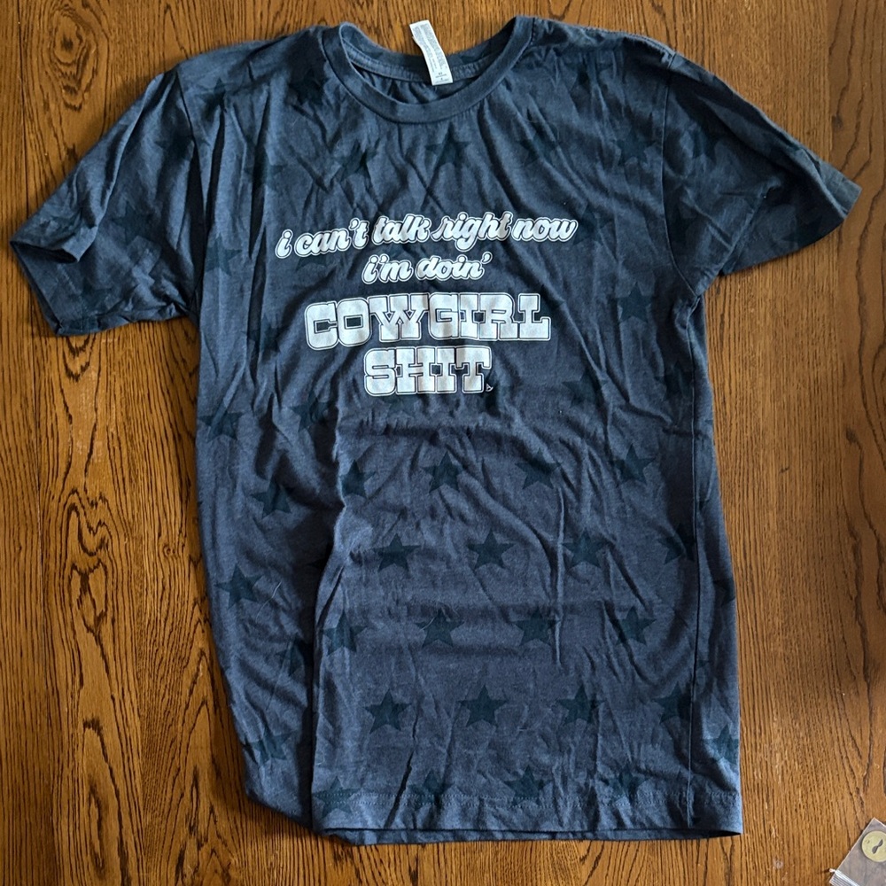 Women’s Graphic Tee - Dark Gray